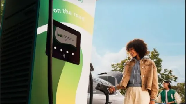 Colonnina ricarica elettrica